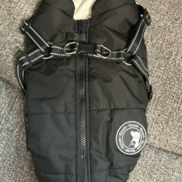 NWT Gyuzh Dog Coat Black Harness Winter Dog Coat Fleece Jacket Waterproof L - Picture 1 of 2